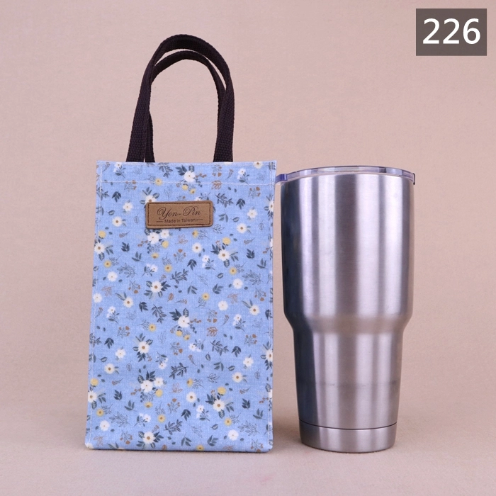 M481 900cc花漾大八寶水壺袋 冰霸杯袋 飲料杯袋 手提水壺提袋 保溫瓶袋 外出通勤隨身提袋 雨朵防水包 | 雨朵防水包包專賣店 900c.c. M481 花漾大八寶水壺袋 冰霸杯袋 雨朵防水包 - 226,雨朵小舖專售uma hana台灣製造防水包.包包,顏色-m481-226-05 5018