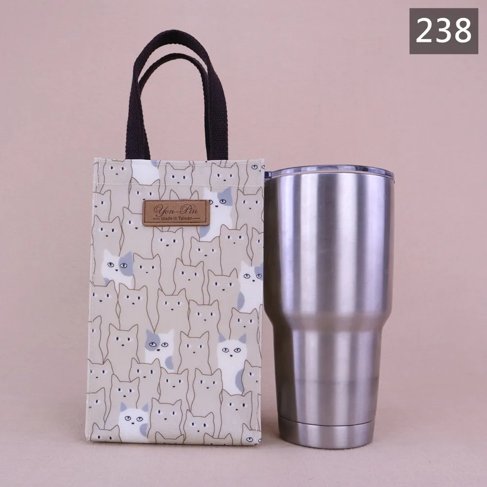 M481 900cc花漾大八寶水壺袋 冰霸杯袋 飲料杯袋 手提水壺提袋 保溫瓶袋 外出通勤隨身提袋 雨朵防水包 | 雨朵防水包包專賣店 雨朵 900c.c. M481 花漾大八寶水壺袋 冰霸杯袋 防水包 包包 - 238,雨朵小舖專售uma hana台灣製造防水包.包包,顏色-m481-238