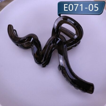 E071-05