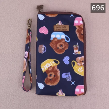 696