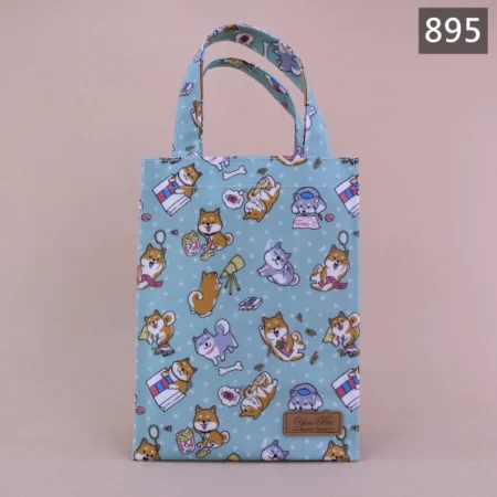 895