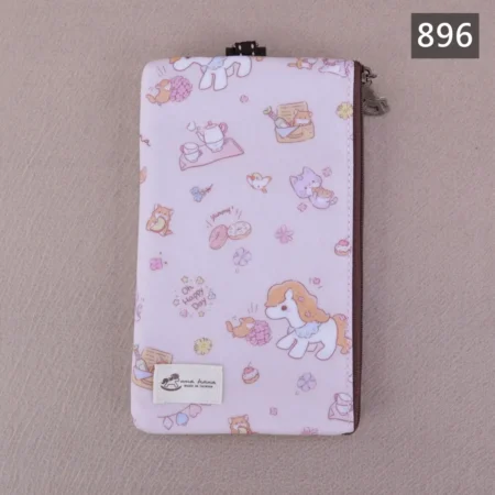 896