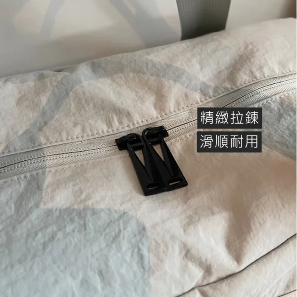 69013 甜美輕便旅行袋 行李袋 雨朵防水包 包包 - 圖片 11