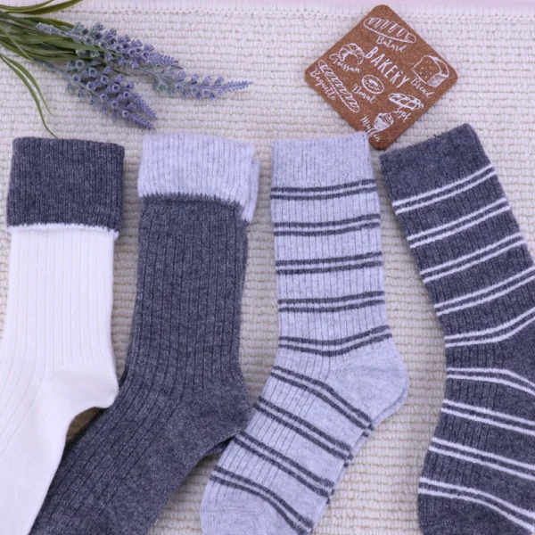 w0073 刺繡加厚秋冬羊毛襪.長襪 - 圖片 12