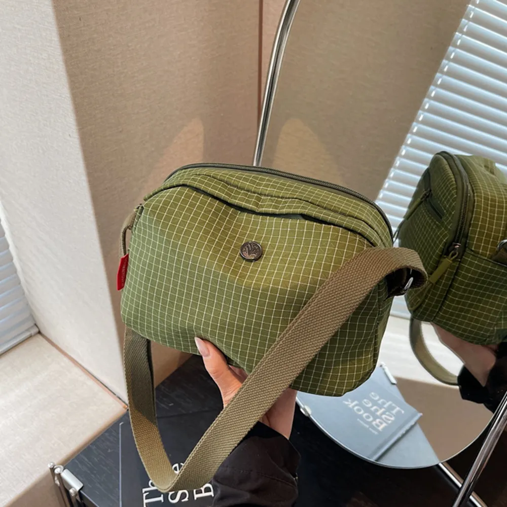 35002 格子尼龍布小包包.百搭男女輕便單間斜背包 | 雨朵防水包包專賣店 35002 格子尼龍布小包包.百搭男女輕便單間斜背包 | 雨朵防水包包專賣店