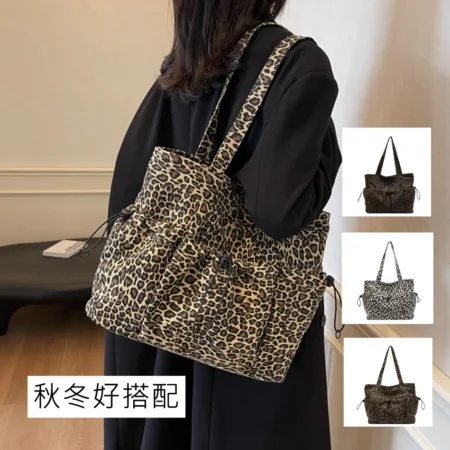 45002 豹紋慵懶風帆布包.肩背包