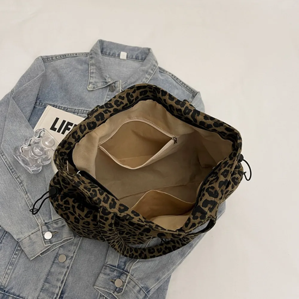 45002 豹紋慵懶風帆布包.肩背包 | 雨朵防水包包專賣店 45002 豹紋慵懶風帆布包.肩背包 | 雨朵防水包包專賣店