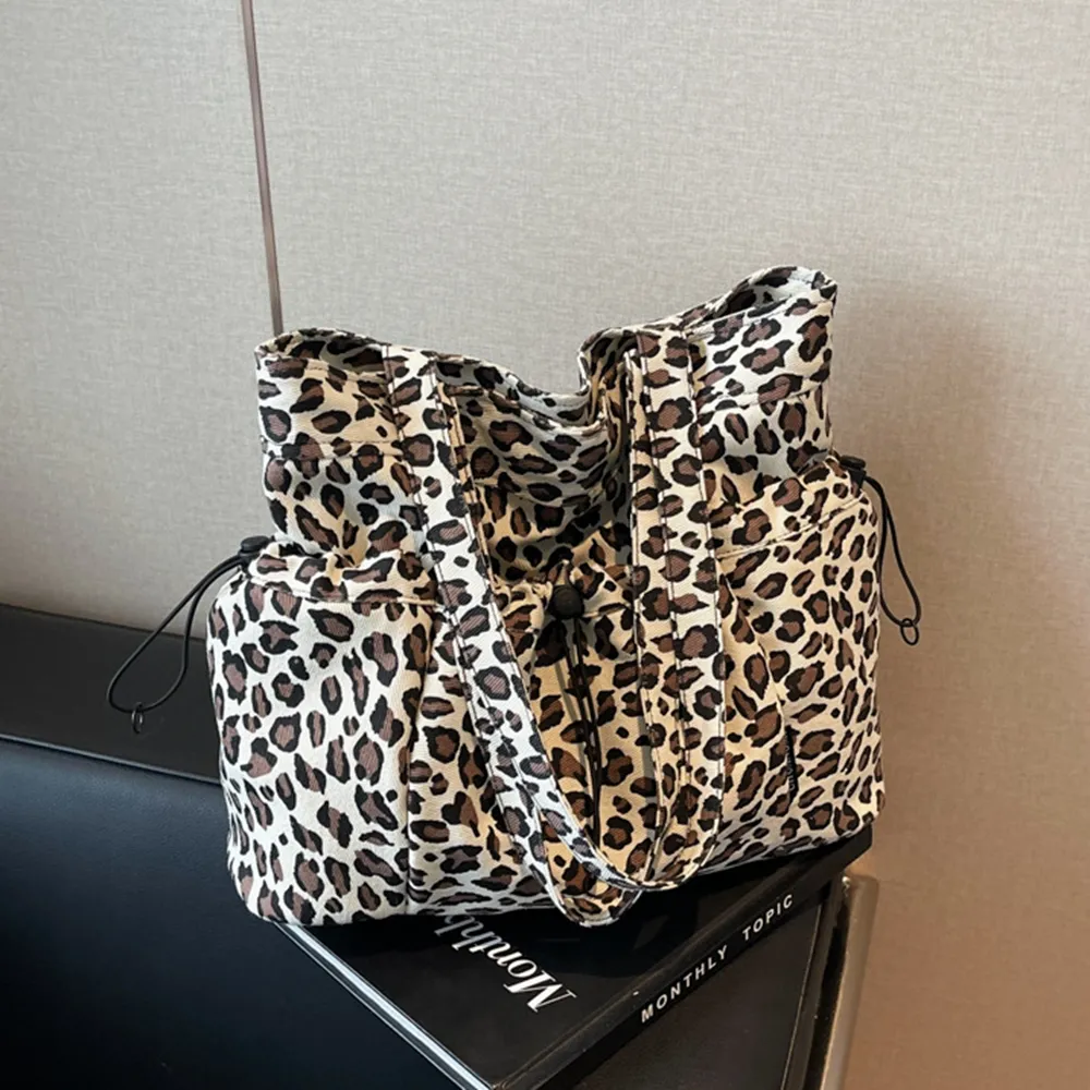 45002 豹紋慵懶風帆布包.肩背包 | 雨朵防水包包專賣店 45002 豹紋慵懶風帆布包.肩背包 | 雨朵防水包包專賣店