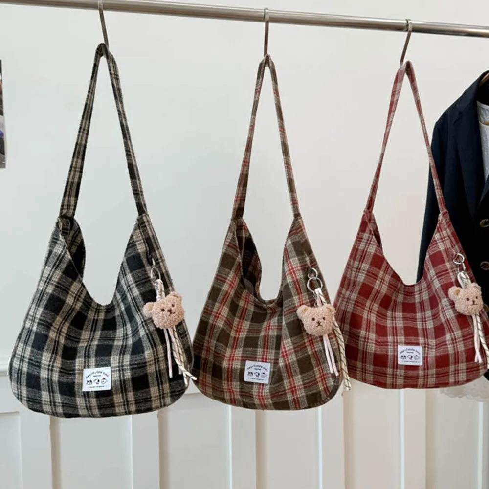 45007 格子大容量休閒水餃肩背包 | 雨朵防水包包專賣店 45007 格子大容量休閒水餃肩背包 | 雨朵防水包包專賣店