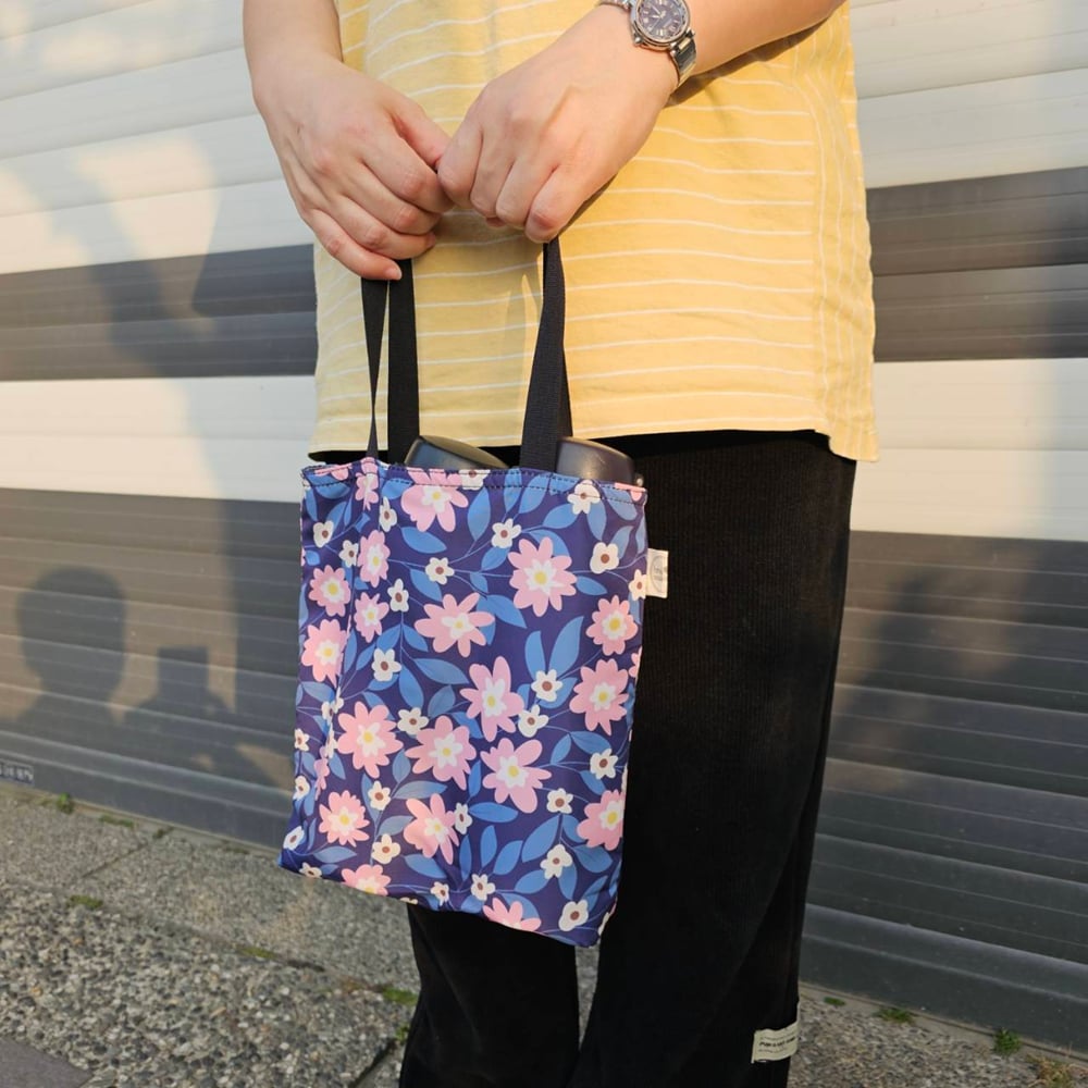 M560 輕便購物袋 一袋兩用(翻面可用) | 雨朵防水包包專賣店 M560 輕便購物袋 一袋兩用(翻面可用) | 雨朵防水包包專賣店