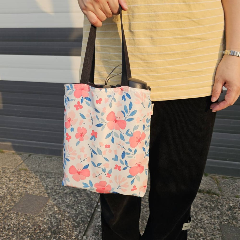 M560 輕便購物袋 一袋兩用(翻面可用) | 雨朵防水包包專賣店 M560 輕便購物袋 一袋兩用(翻面可用) | 雨朵防水包包專賣店