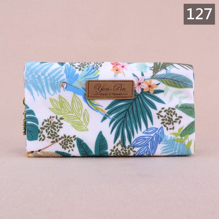 M485 花漾大豆化妝包 防潑水小物收納包 旅行盥洗包 化妝品保養品整理包 隨身小物包 雨朵防水包 | 雨朵防水包包專賣店 M485 花漾大豆化妝包 防潑水小物收納包 旅行盥洗包 化妝品保養品整理包 隨身小物包 雨朵防水包 - 圖片 12