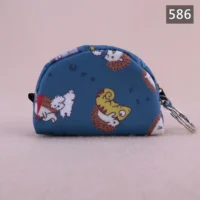 586